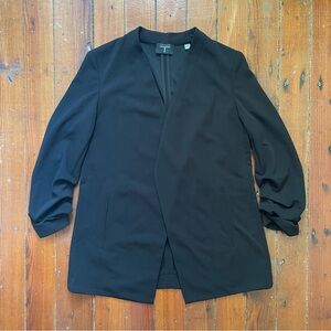 T Tahari Collarless Open Front Blazer in Medium